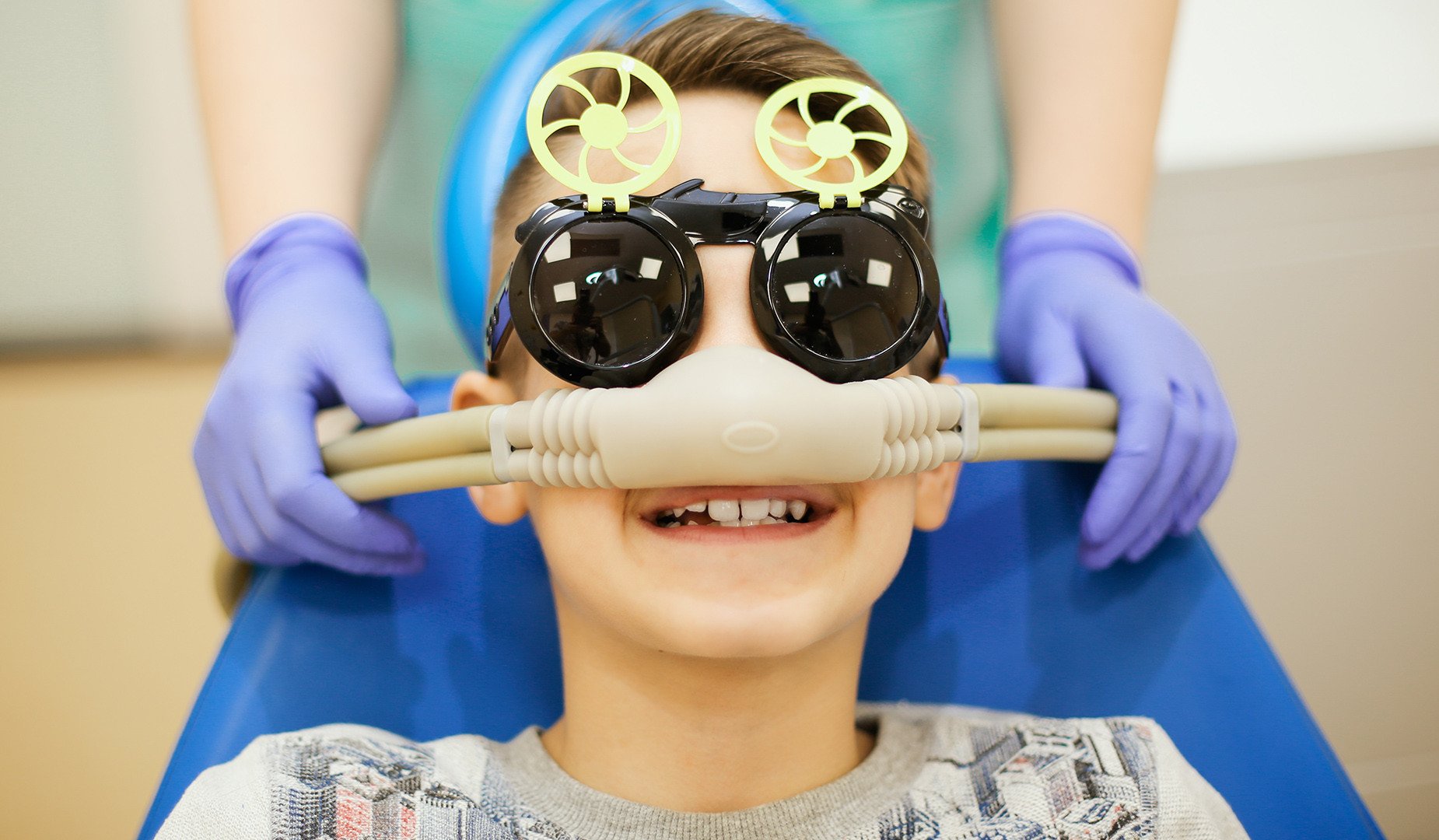 Как проходит лечение зубов у детей во сне
